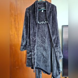 Victoria Secret Pink bath robe